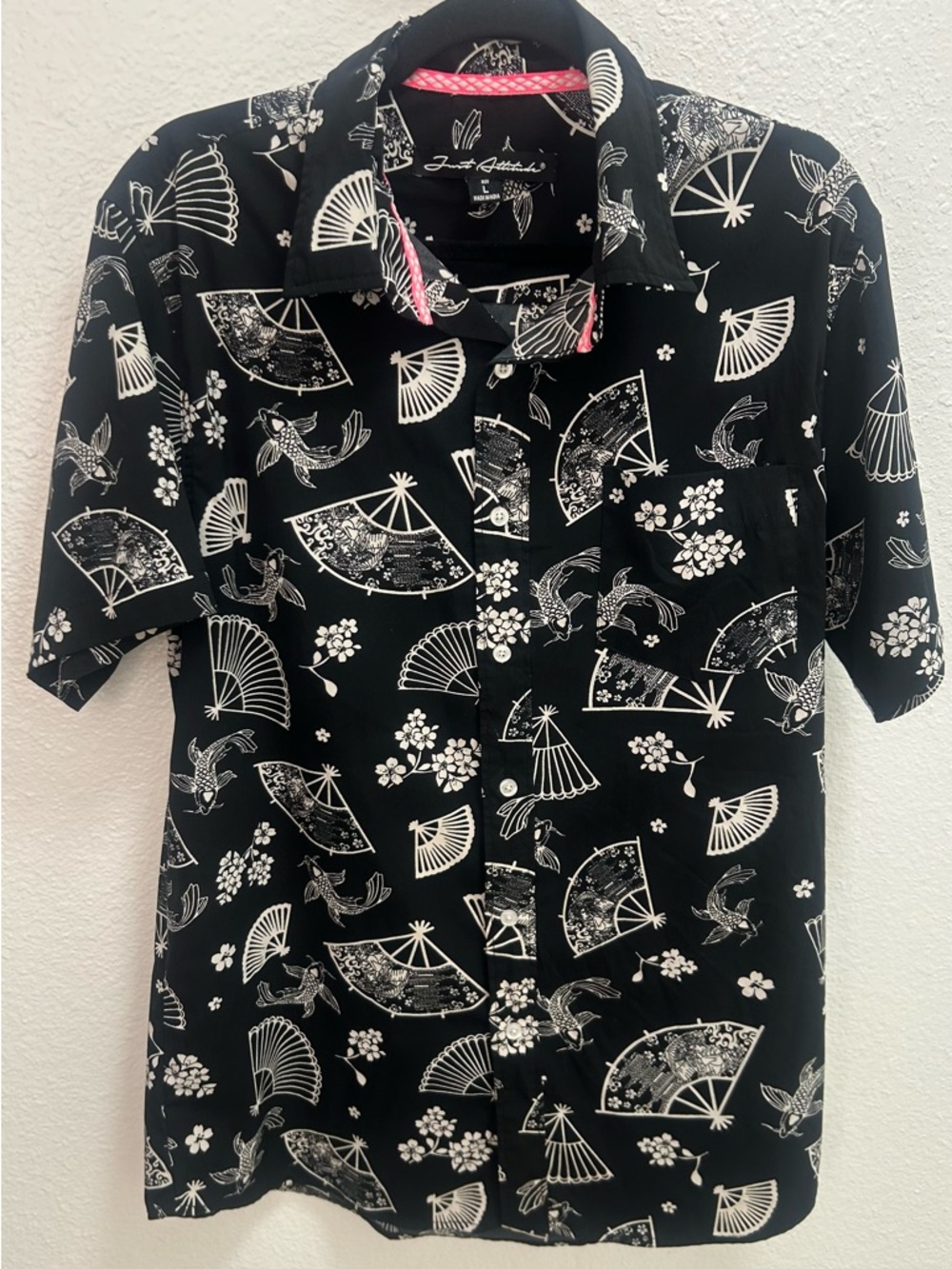 Just Attitude Black Short-Sleeve Button Shirt with White Fan & Koi Fish